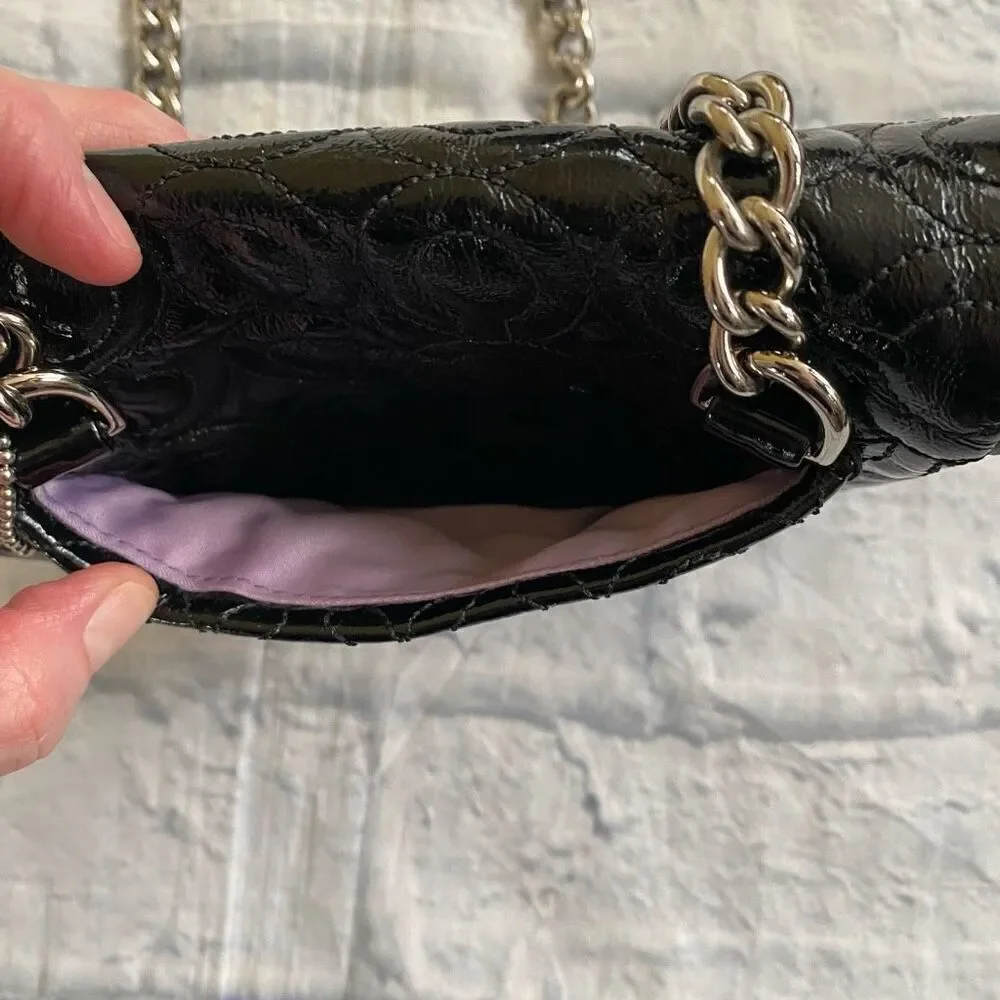 Coach mini shoulder/crossbody bag w/twist latch closure w/satin inner lining